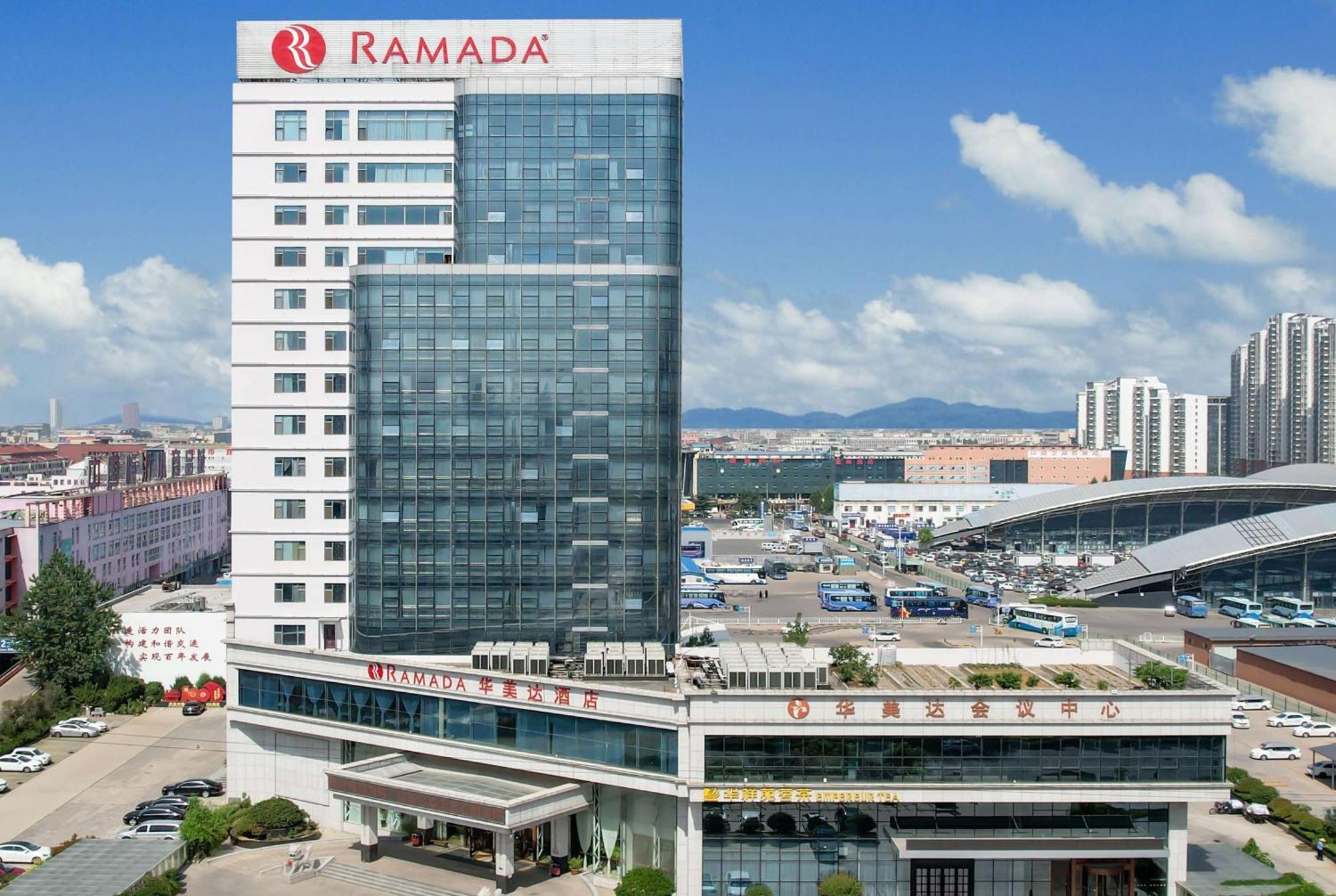 Ramada Linyi North Hotel Exterior photo